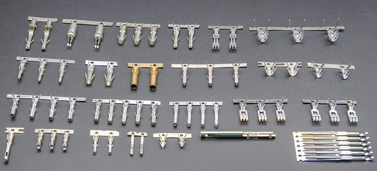 PCB-lödterminalkontakt, mässingshanterminalkontakt, OEM precisionsstansanslutning 