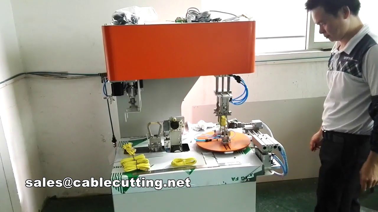 Automatisk kabeloprulnings- og bindemaskine